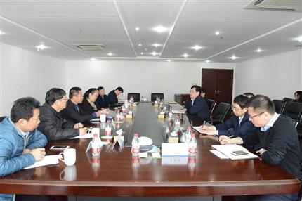 中原工學(xué)院副校長(zhǎng)、首航資本CEO一行到訪河南航投